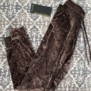 Lululemon Joggers NWT